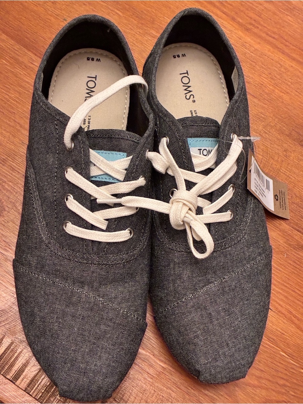 TOMS Women’s Cordoba Black Chambray 9.5 Sneakers NWT